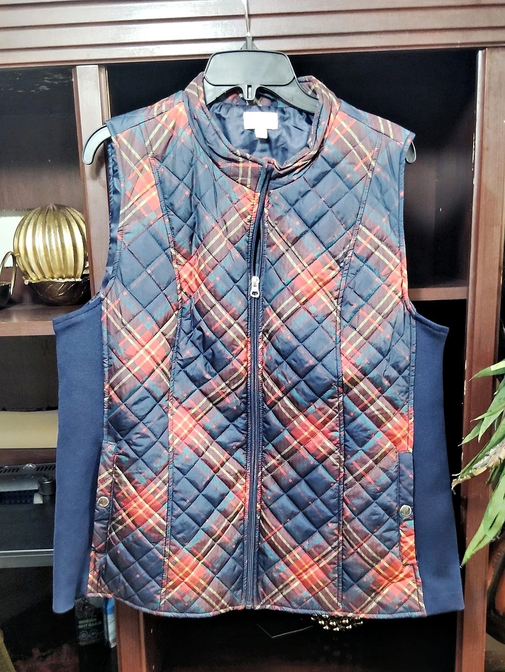Kim Rogers Women's Side Rib Plaid Print Vest Blue & Red XL